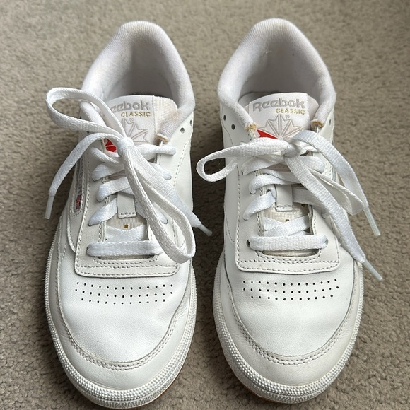 Reebok Women's Club C 85 in White/Light Grey/Gum Size 6.5 - Picture 4 of 7